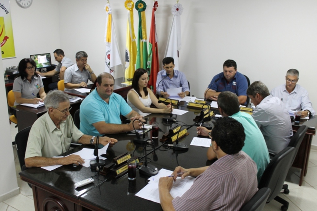 Imprensa - Cãmara Ouro - 