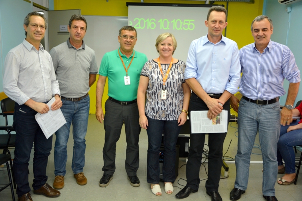  - Neivor Canton, Helder Jorge Barbosa, Joel José Pinto, Isabel Cristina Machado, Gilmar Antônio Zanluchi e Enio Albérto Parmeggiani