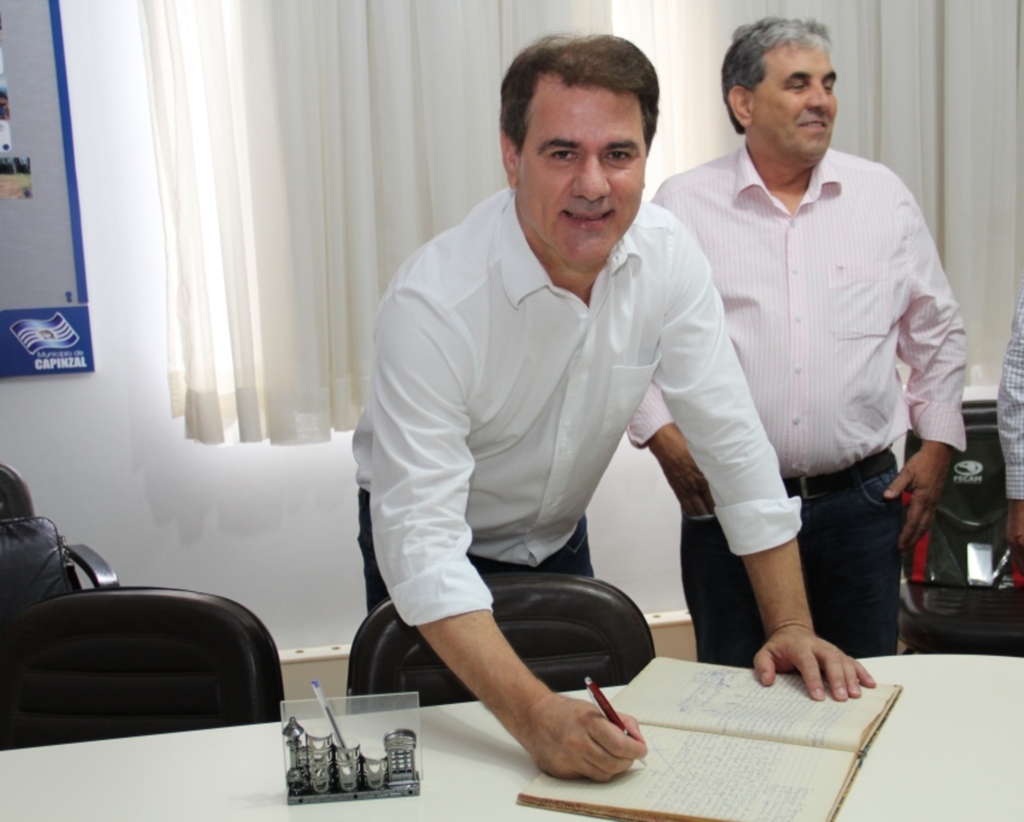 PREFEITO ANDEVIR REASSUME CARGO APÓS PERÍODO DE FÉRIAS