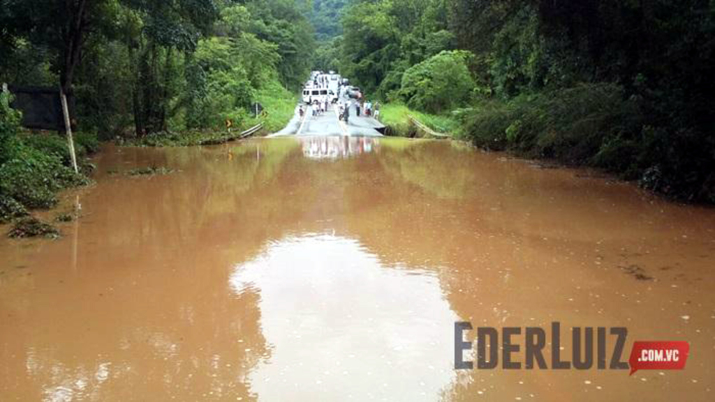  - OBS: A mencionada estrada há muito tempo precisa ser revista, ou seja, tem diversos problemas que precisam de ação preventiva, caso contrário o caso ficará muito mais complicado, quem sabe, por certo descaso.