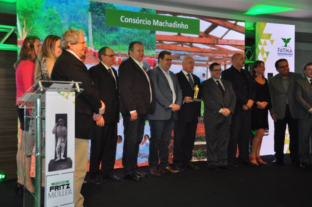 Prêmio Fritz Muller é entregue ao Consórcio Machadinho