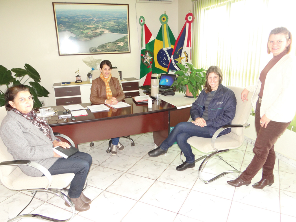 Esmeralda realiza II Conferência Municipal de Saúde