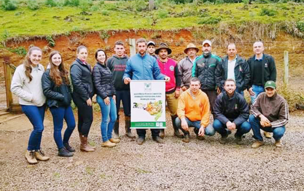 Secretaria de Agricultura de Abdon oferece Curso de Casqueamento em Bovinos