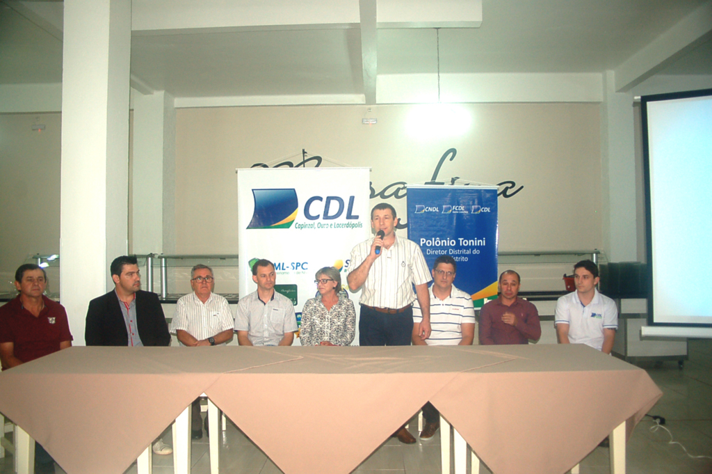 - Usando da palavra o representante da Federação das Câmaras de Dirigentes Lojistas de Santa Catarina - FCDL/SC),   Polônio Tonini.