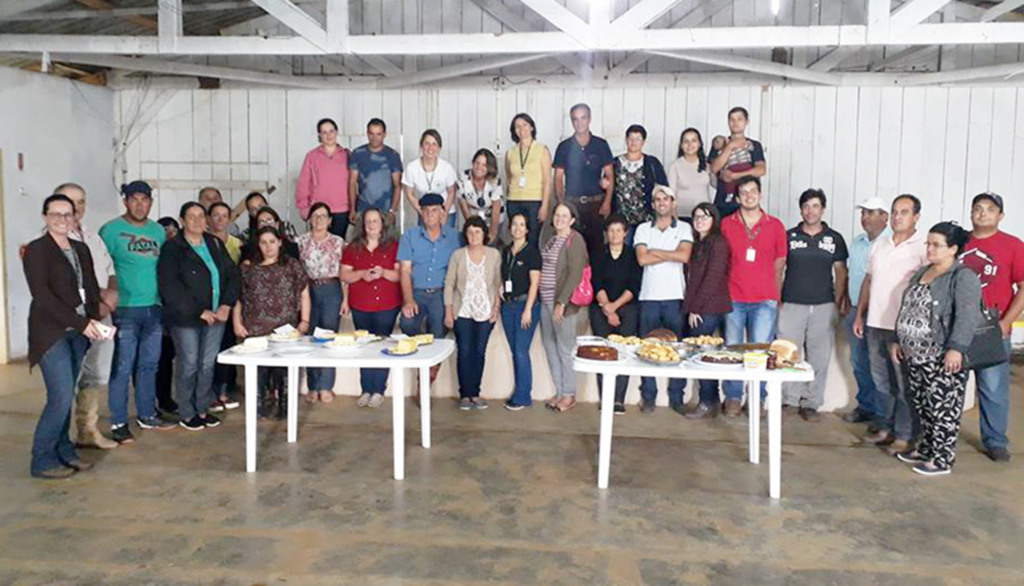 Produtores de queijo artesanal serrano formalizam o grupo 'Caminhos da Serra'