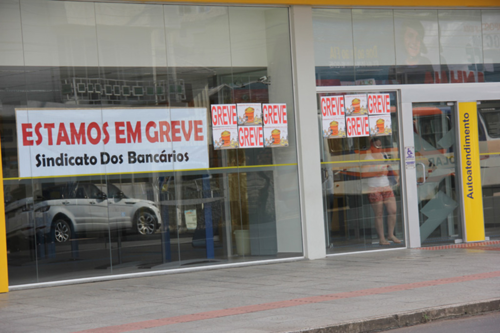 Sindicato dos Bancários Bancários - Em Concórdia, oito agências permanecem fechadas