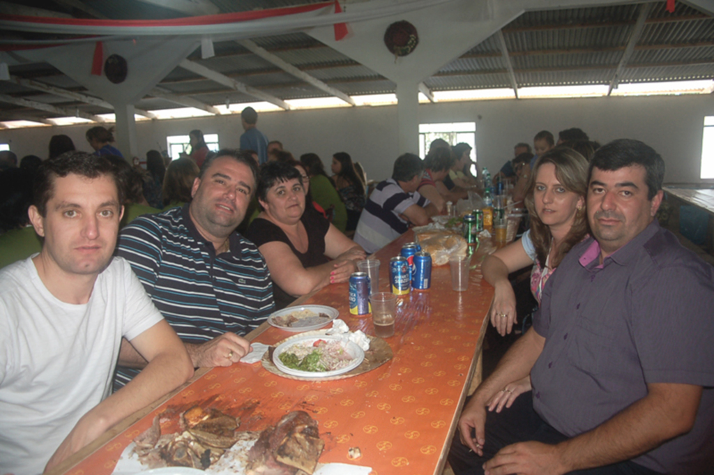 Festa no distrito de Alto Alegre