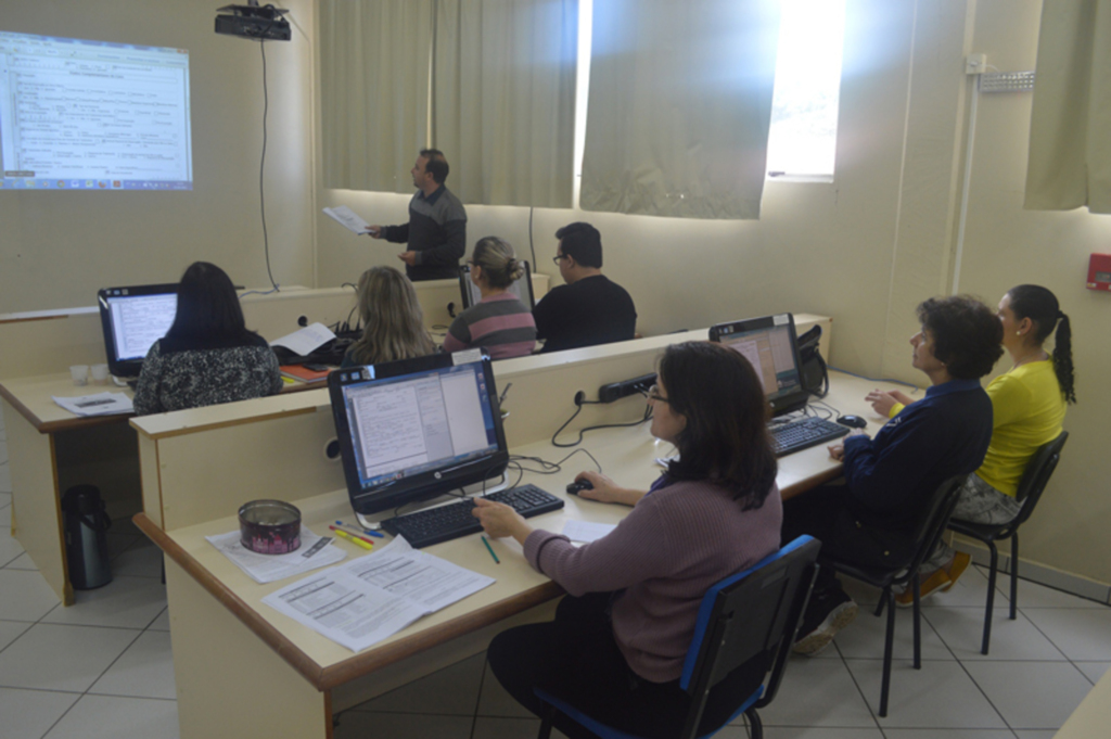 Gersa capacitou técnicos da Regional da Saúde