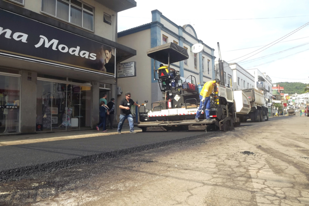 A cidade de Capinzal está virada num verdadeiro canteiro de obras