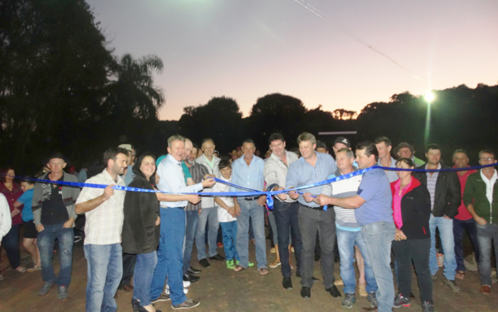 Inaugurado mais 1 Km de asfalto Rural
