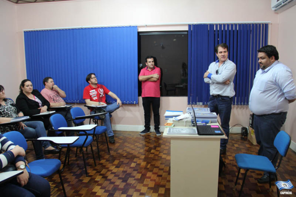 CURSO DE COMPRAS GOVERNAMENTAIS FOI PROMOVIDO EM CAPINZAL