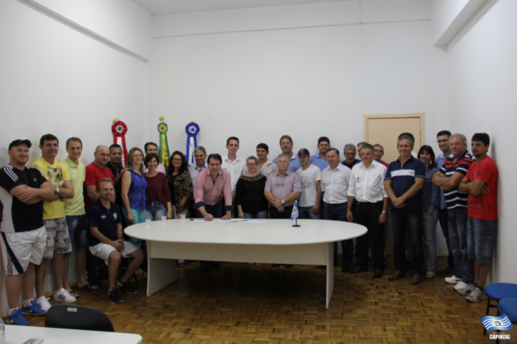 ASSINADA MAIS TRÊS ORDENS DE SERVIÇO PARA O ESPORTE CAPINZALENSE