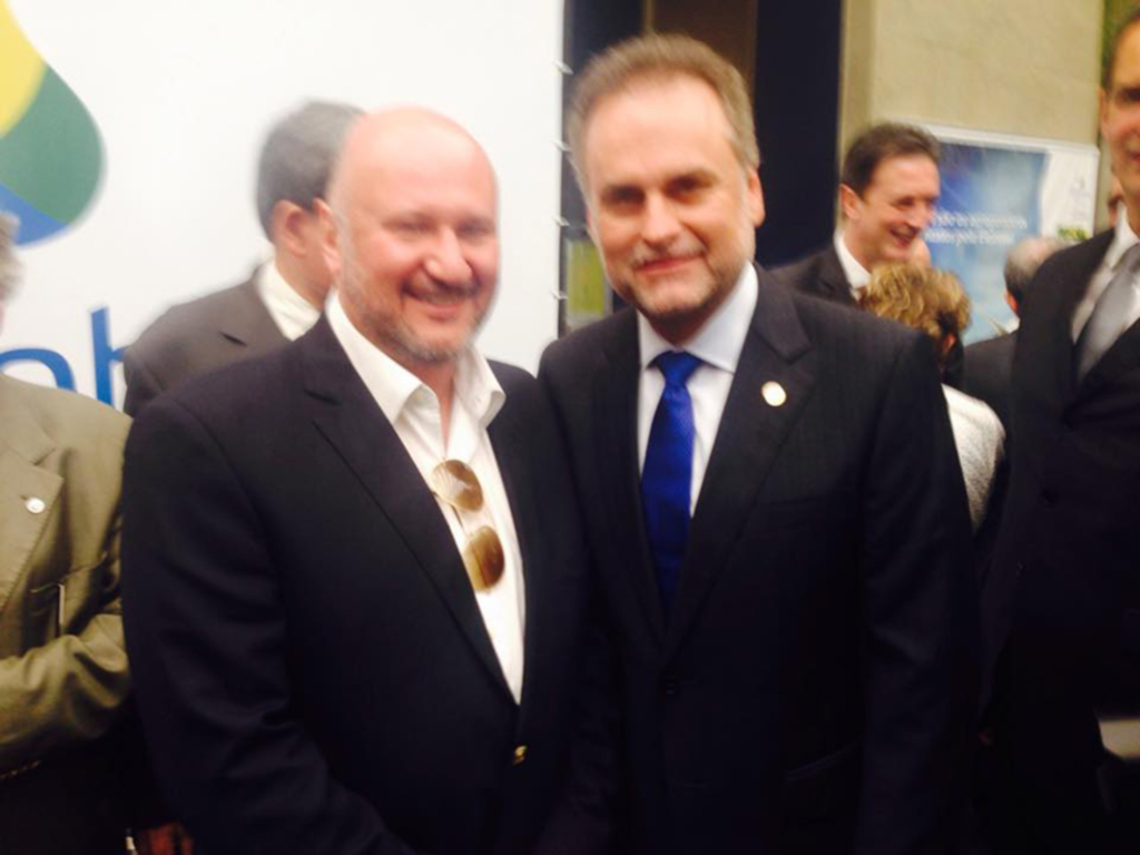 REITOR ADELCIO PRESTIGIA POSSE NA ELETROSUL