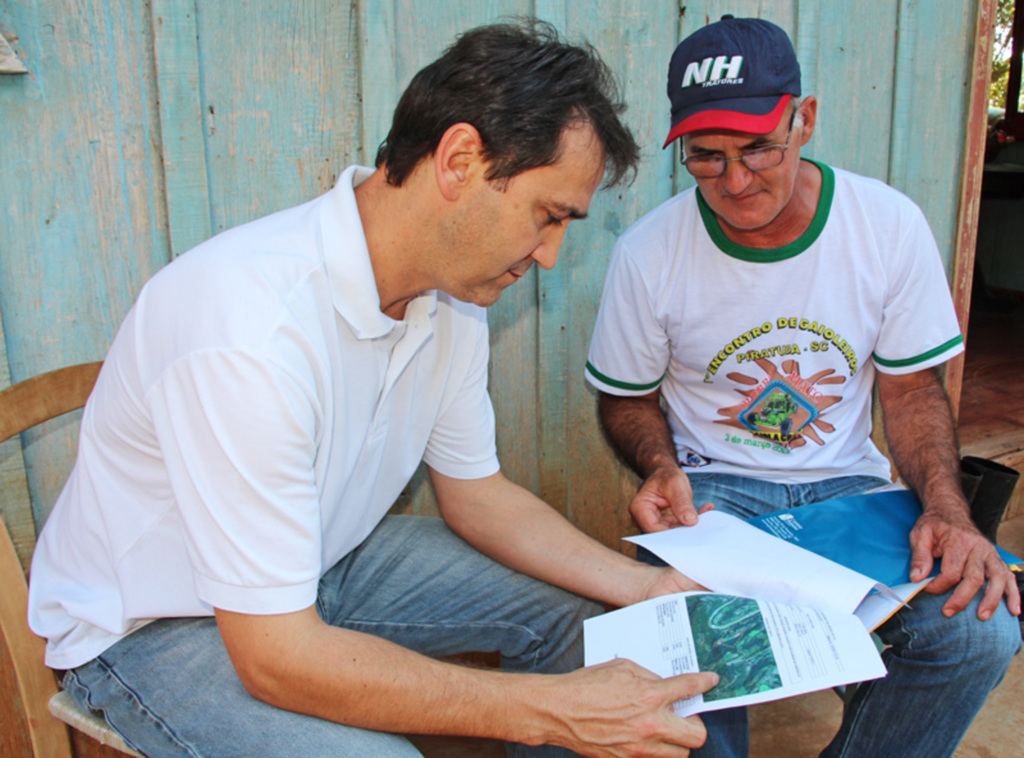 Agricultores de Piratuba recebem o Cadastro Ambiental Rural de graça
