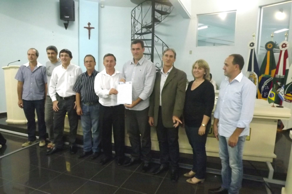 RESUMO DA SESSÃO PLENÁRIA 14 DE ABRIL DE 2015