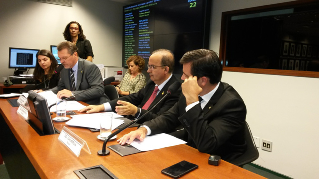 Comissão Especial do Supersimples define roteiro de trabalho e elege vice-presidentes