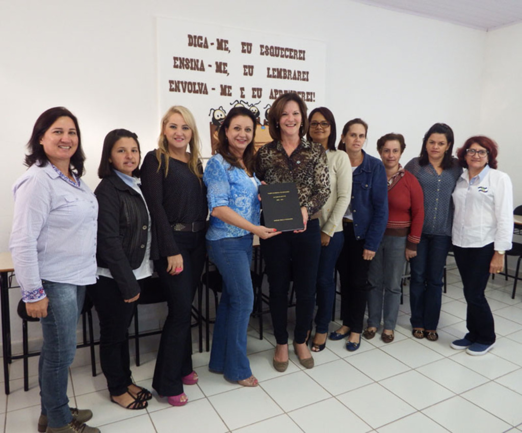 Presidente da UNDIME visita Secretaria Municipal de Educação e acompanha o desenvolvimento da adequa