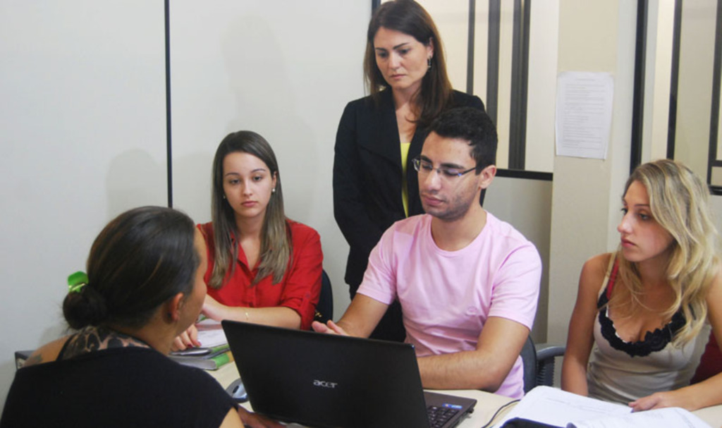 - Alunos do curso de Direito realizam atendimentos no Núcleo de Prática Jurídica a partir da sétima fase