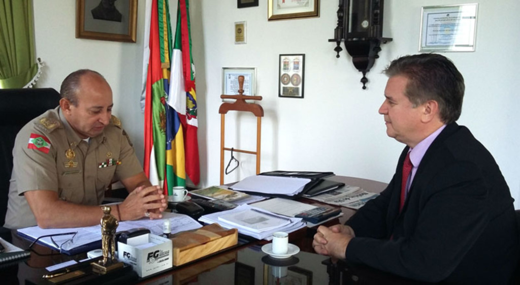Comando da PM se compromete com segurança pública em Chapecó
