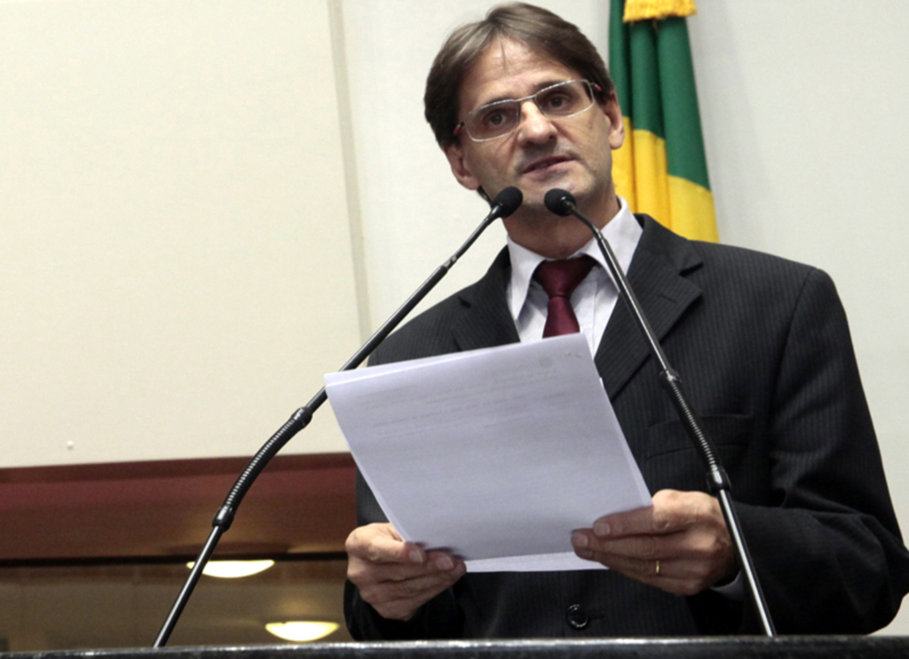 CCJ aprova projeto de Saretta que inclui Educação Financeira