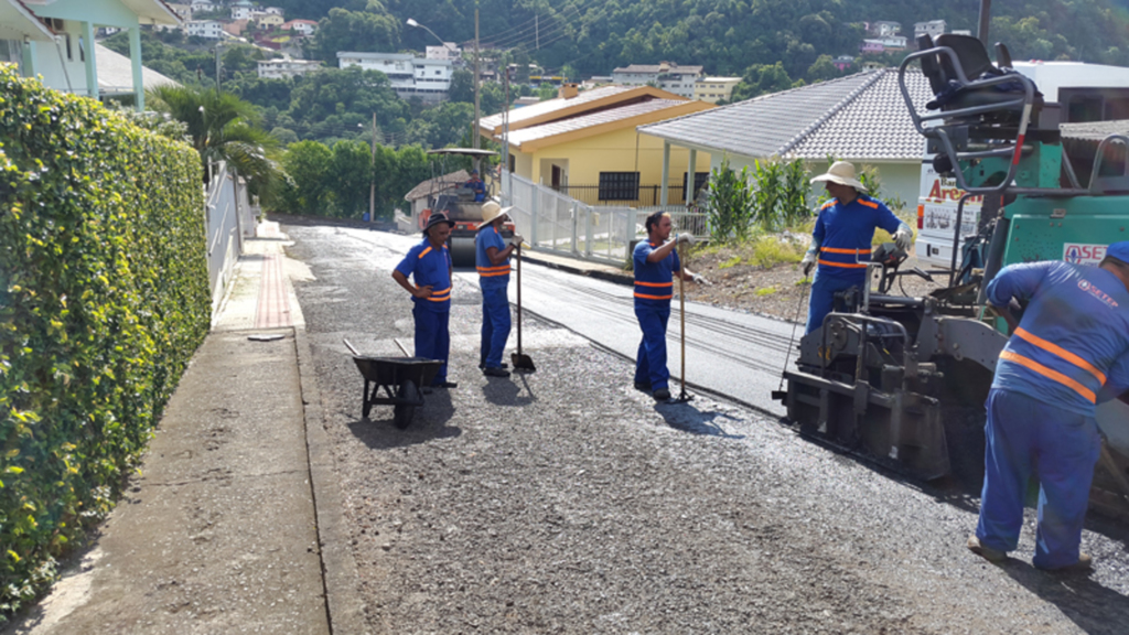 Pavimentações de ruas são retomadas em Herval d? Oeste