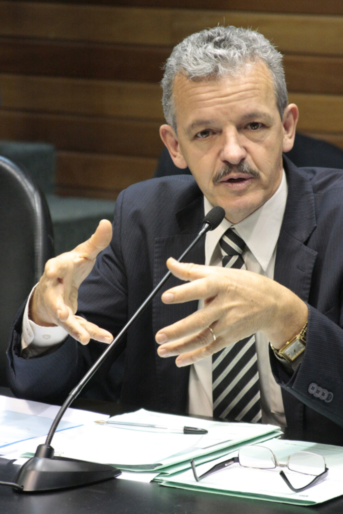 Dresch faz ação contra emplacamento de máquinas agrícolas