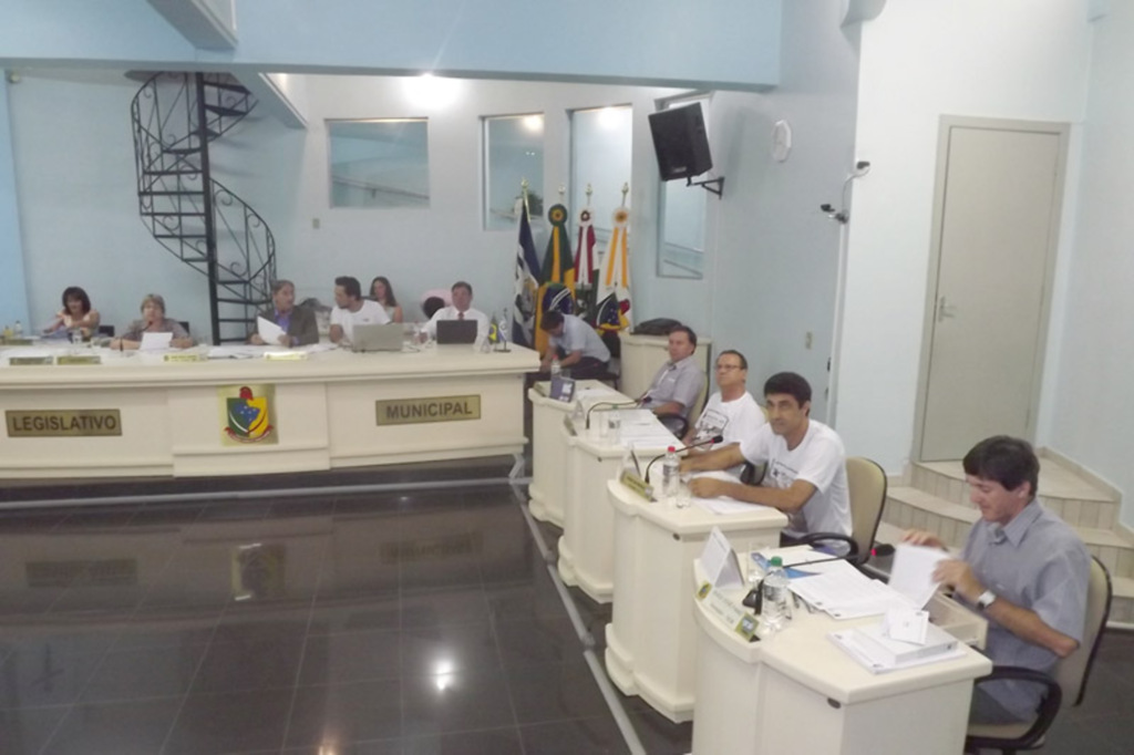 ESTADO DE SANTA CATARINA ? MUNICÍPIO DE CAPINZAL CÂMARA MUNICIPAL DE VEREADORES