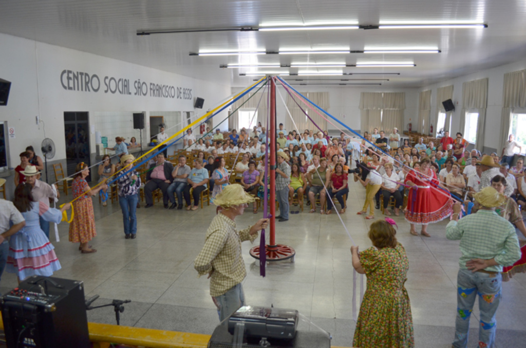 UNITI encerra atividades com SHOW CULTURAL.