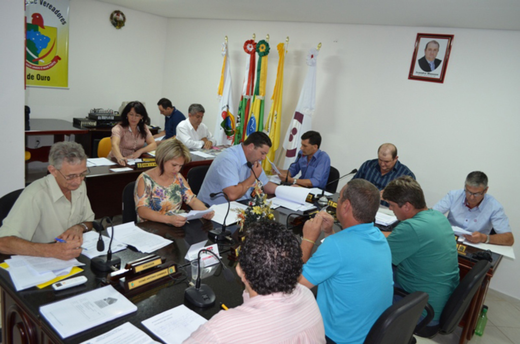 Legislativo ourense inicia a análise de cinco projetos de lei