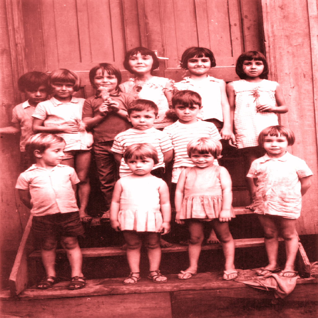 Salve o Dia de Nossa Senhora Aparecida e das Crianças