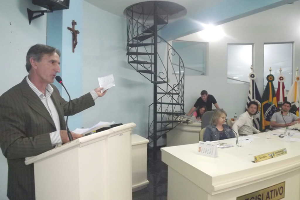 Vereador faz dois Pedidos de Informações