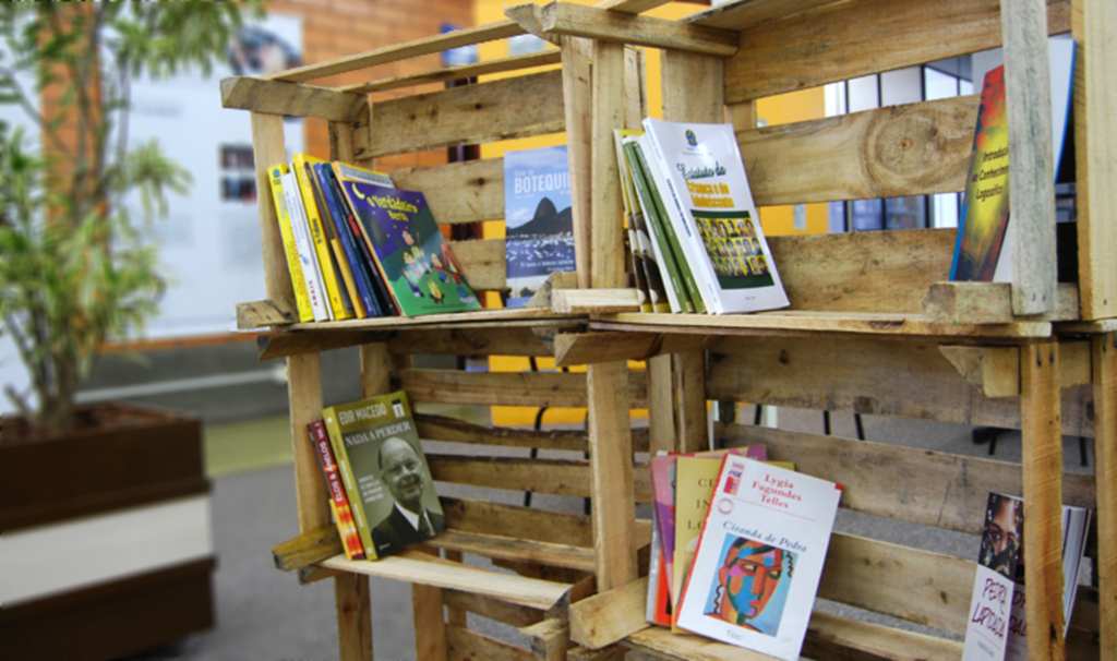 Biblioteca da Unoesc promove a 3ª Feira Troca-Troca de Livros