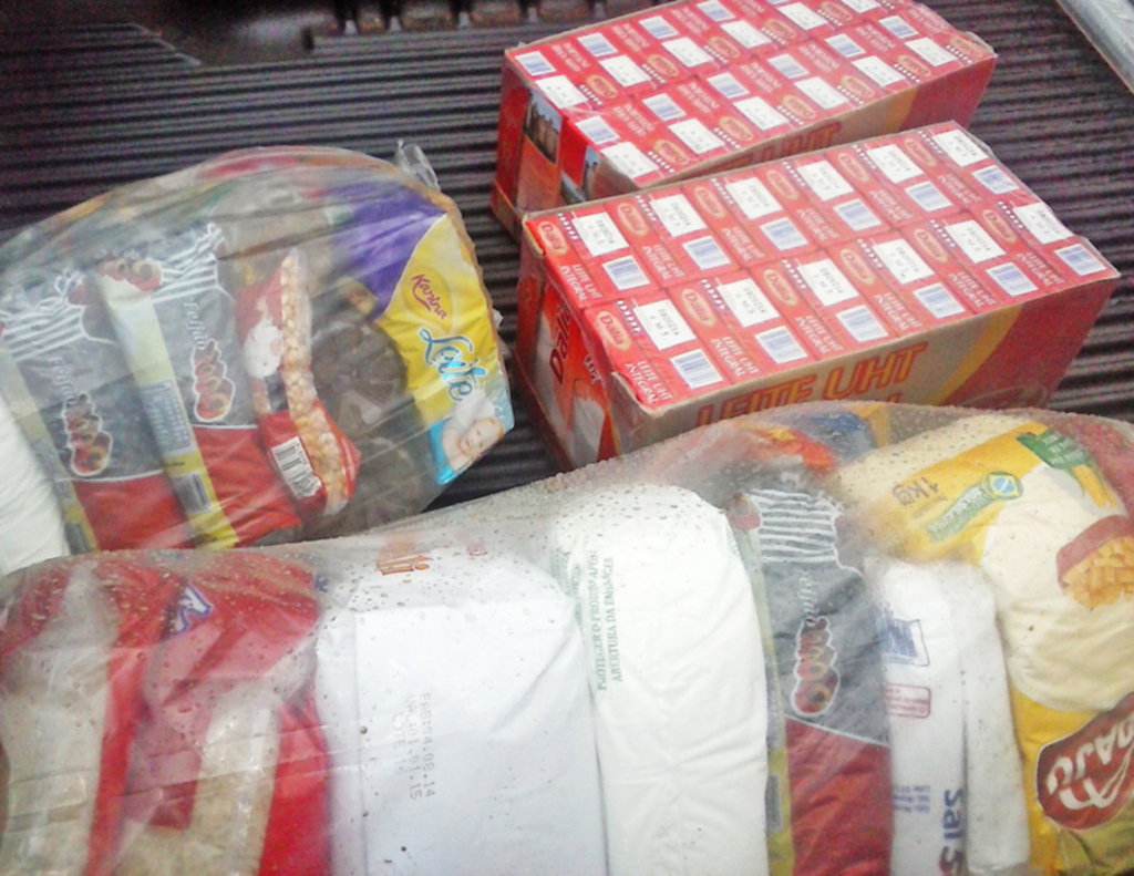 Vigilância apreende cestas básicas em Piratuba