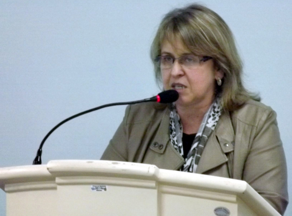 Cimara sugere ao Executivo Municipal que solicite a instalação de telefone público, para Vidal Ramos