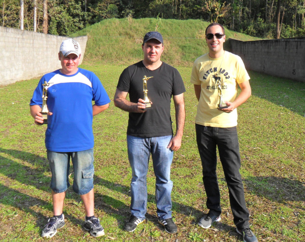 Clube Esportivo Capinzalense de Caça e Tiros