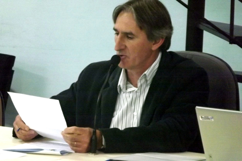 Vereador Coronetti faz Pedido de Informação quanto a ambulância que precisa de retífica no motor