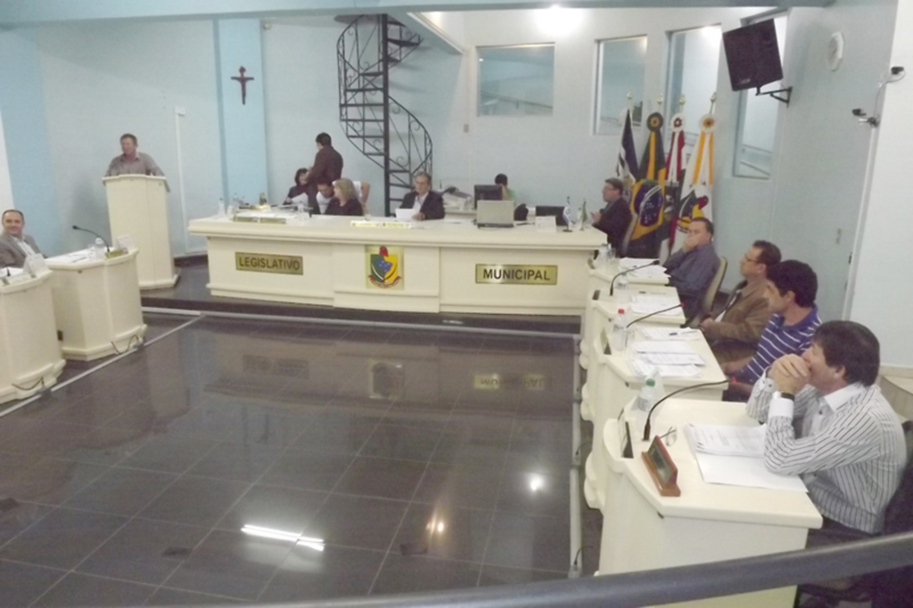 RESUMO DA SESSÃO PLENÁRIA 19 DE AGOSTO DE 2014