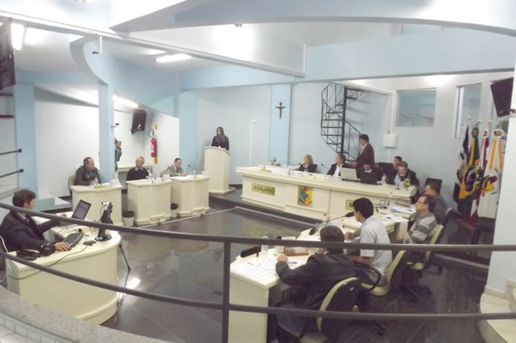 RESUMO DA SESSÃO PLENÁRIA 5 DE AGOSTO DE 2014