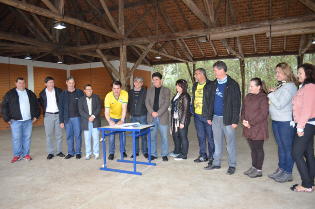 Assinadas ordens de serviço.