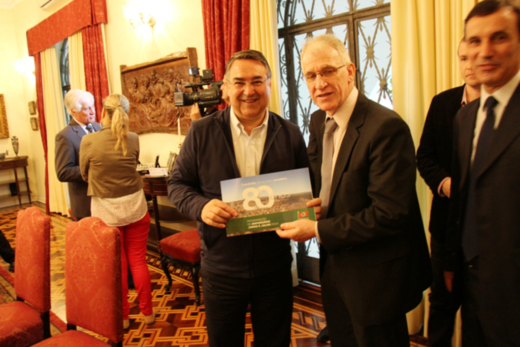 Assinado Contrato para pavimentação ao Distrito de Presidente Kennedy