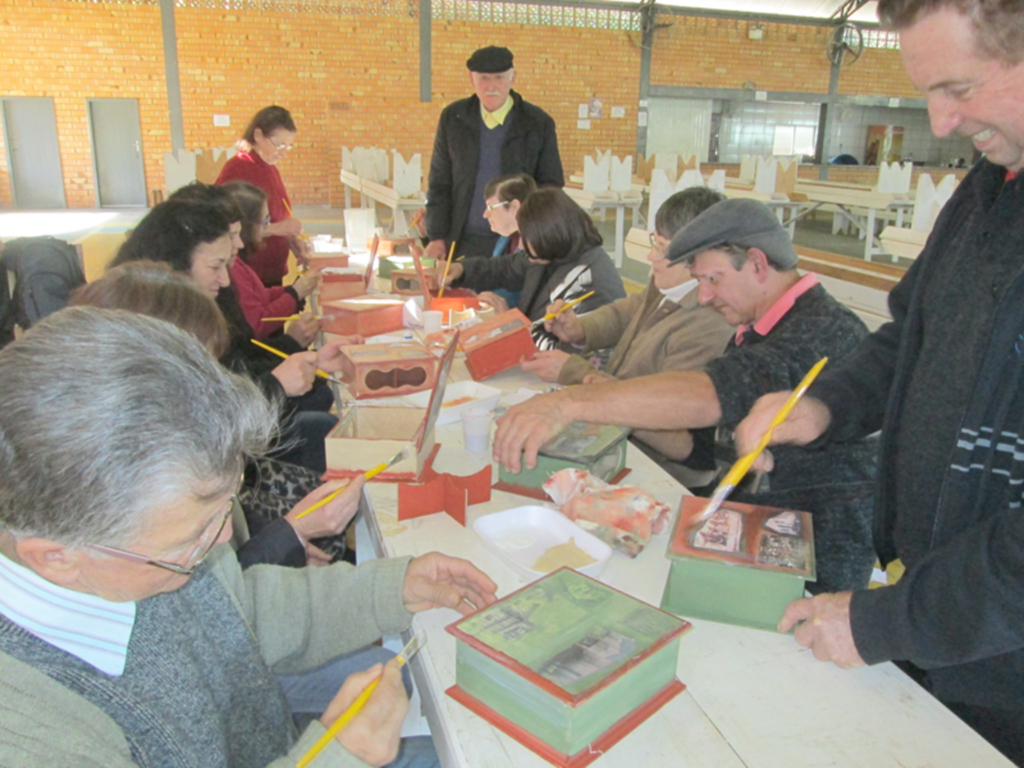 Perpetuando Raízes encerra com confraternização