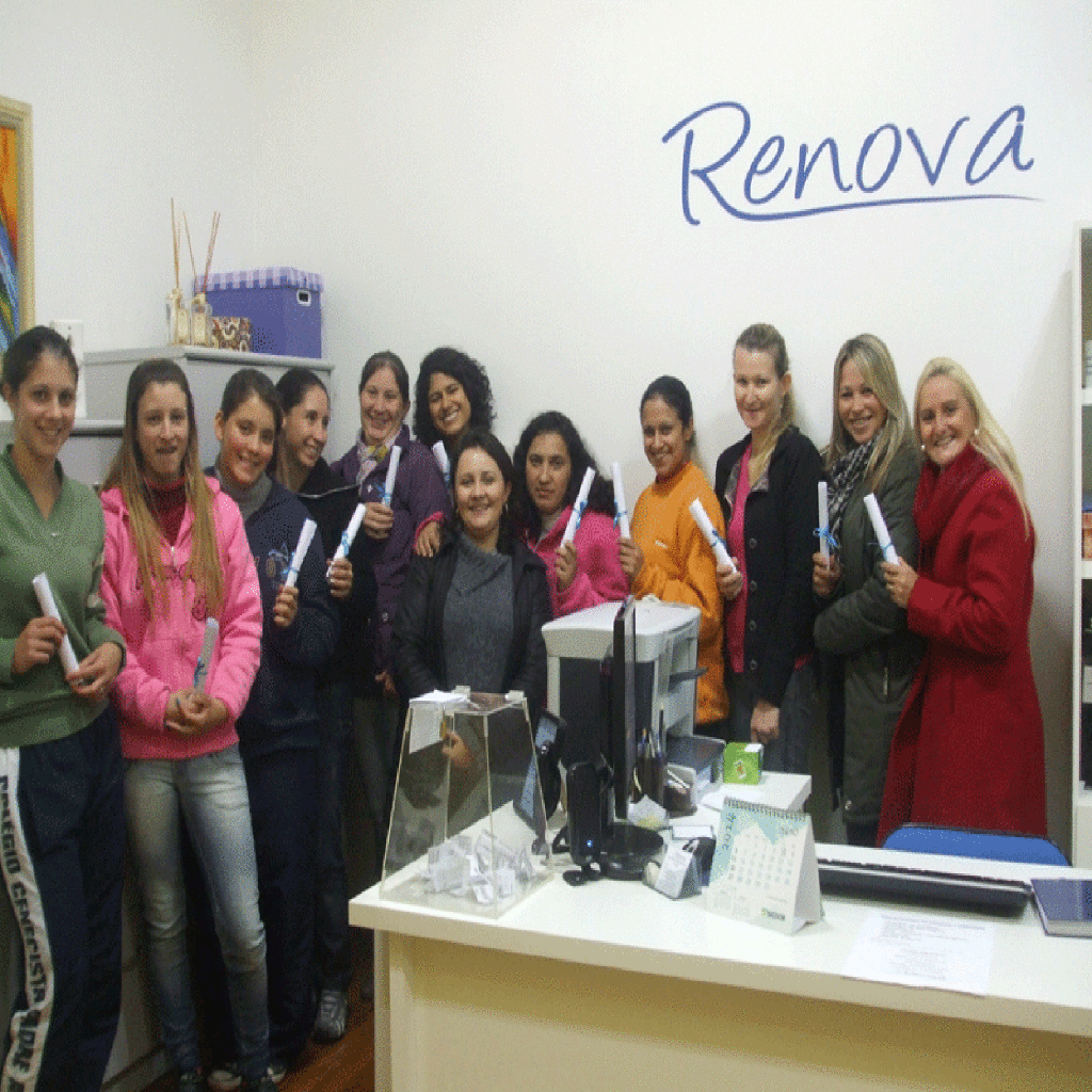 Curso Manicure e Pedicure com unhas Decoradas da Renova