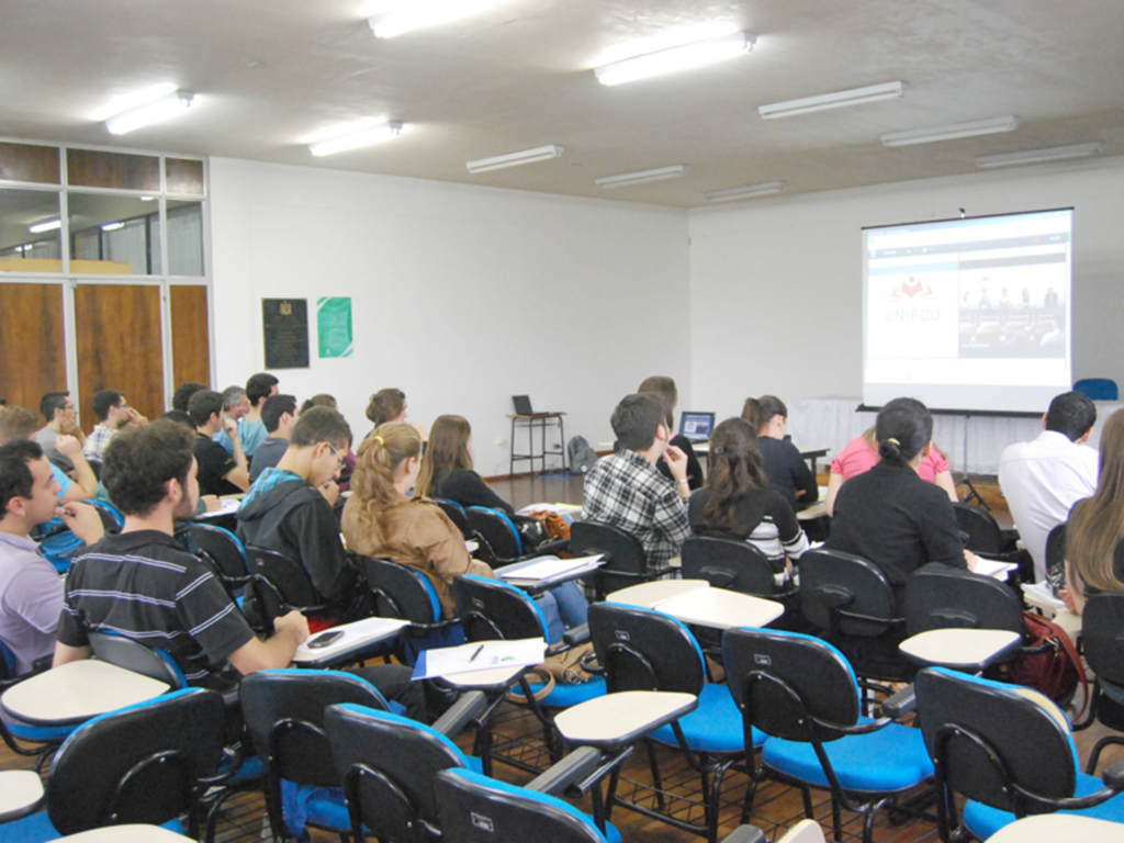 Curso de Desenvolvimento Regional tem início em todo o Estado