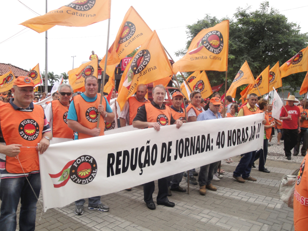 Marcha dos Trabalhadores reúne mais de 5 mil pessoas