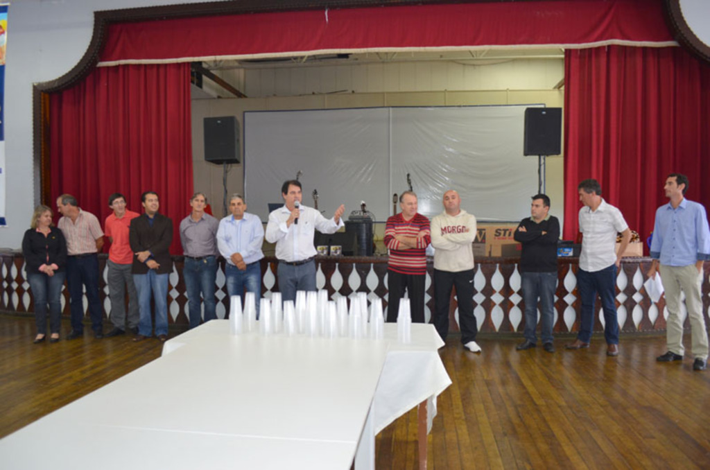 Saretta prestigia aniversário de Capinzal