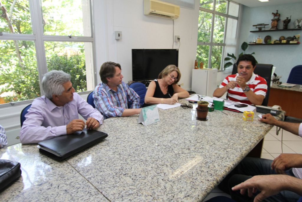 Confirmado recursos para recuperação de estradas do interior de Joaçaba