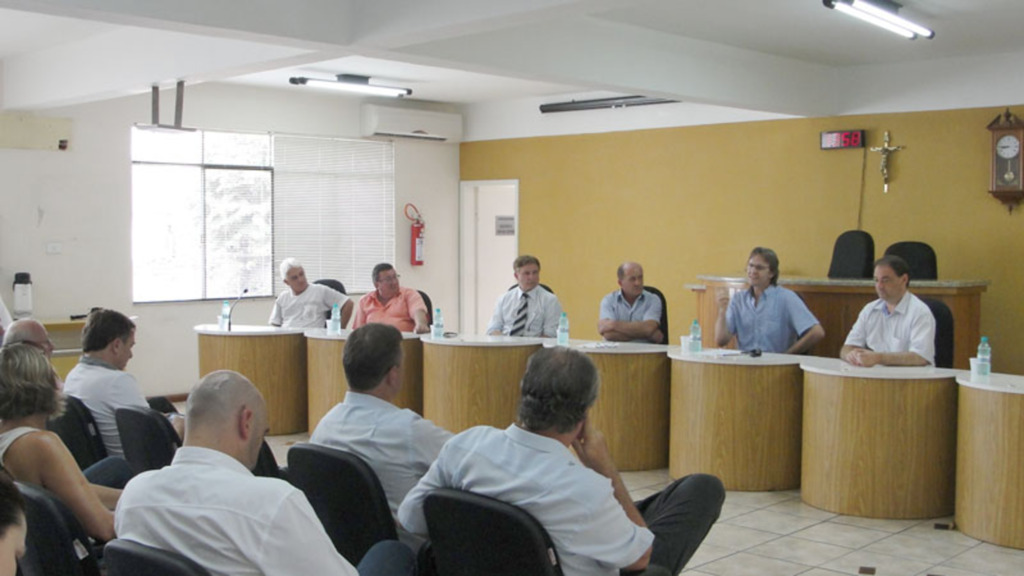 Câmara de Vereadores de Ouro tem novo assessor jurídico