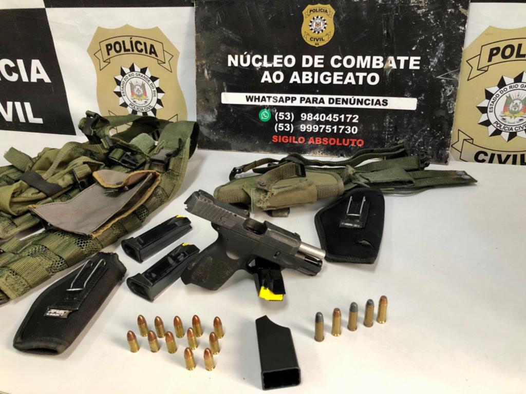 Foto: Divulgação - DP - Em atuação recente, policiais recolheram armamento de abigeatários