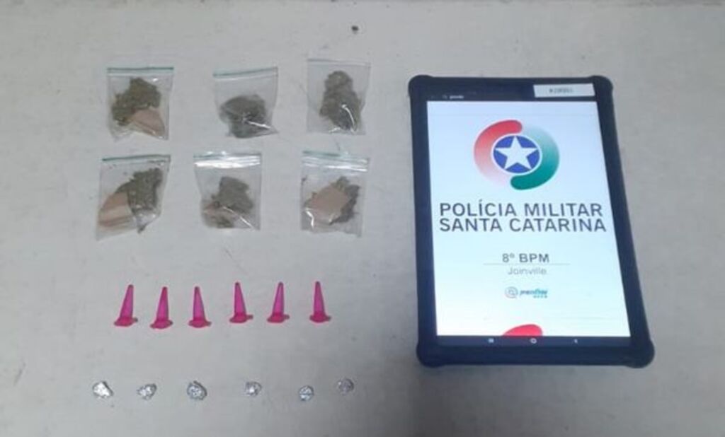 PM apreende drogas em condomínio residencial na zona Sul