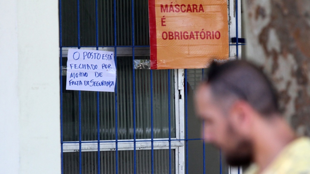 Após ato de violência, UBS Laranjal reabre com atendimento parcial